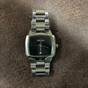 Nixon small player
